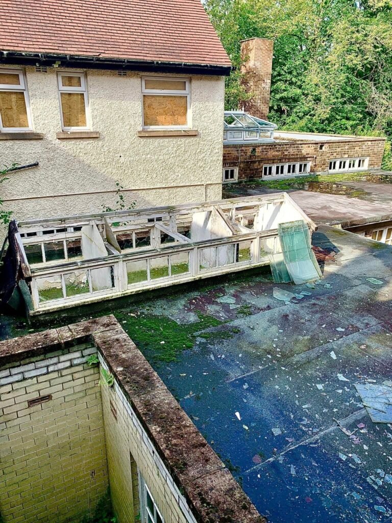 TOTAL-Demolition-Knutsford-.jpg