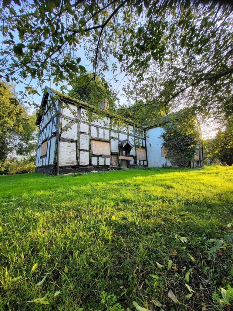 House-demolition-companies-Runcorn